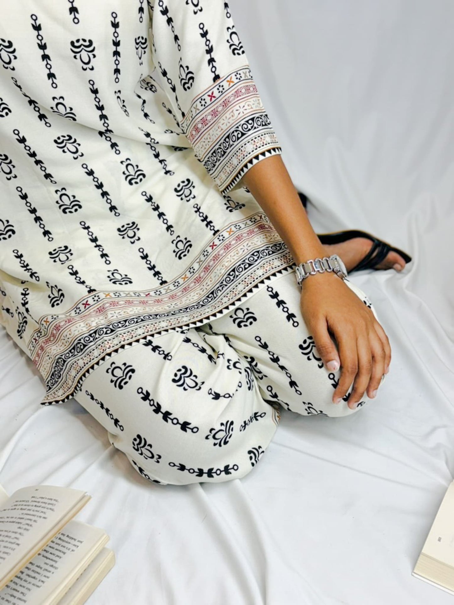 White Printed Cotton Kurta & Pant Set for Women – Comfortable Daily Wear Co-Ord | Swastyles
